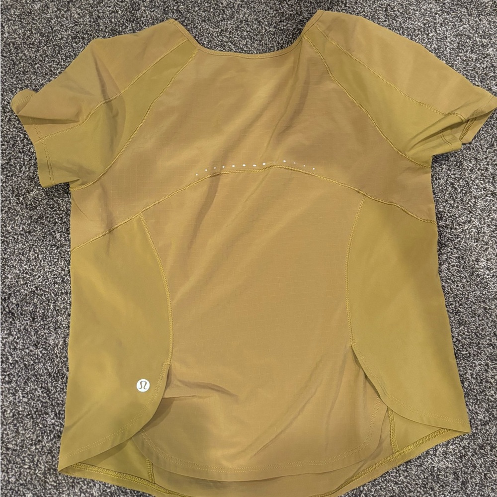 LULU LEMON RUNNING SHIRT - Picture 2 of 2